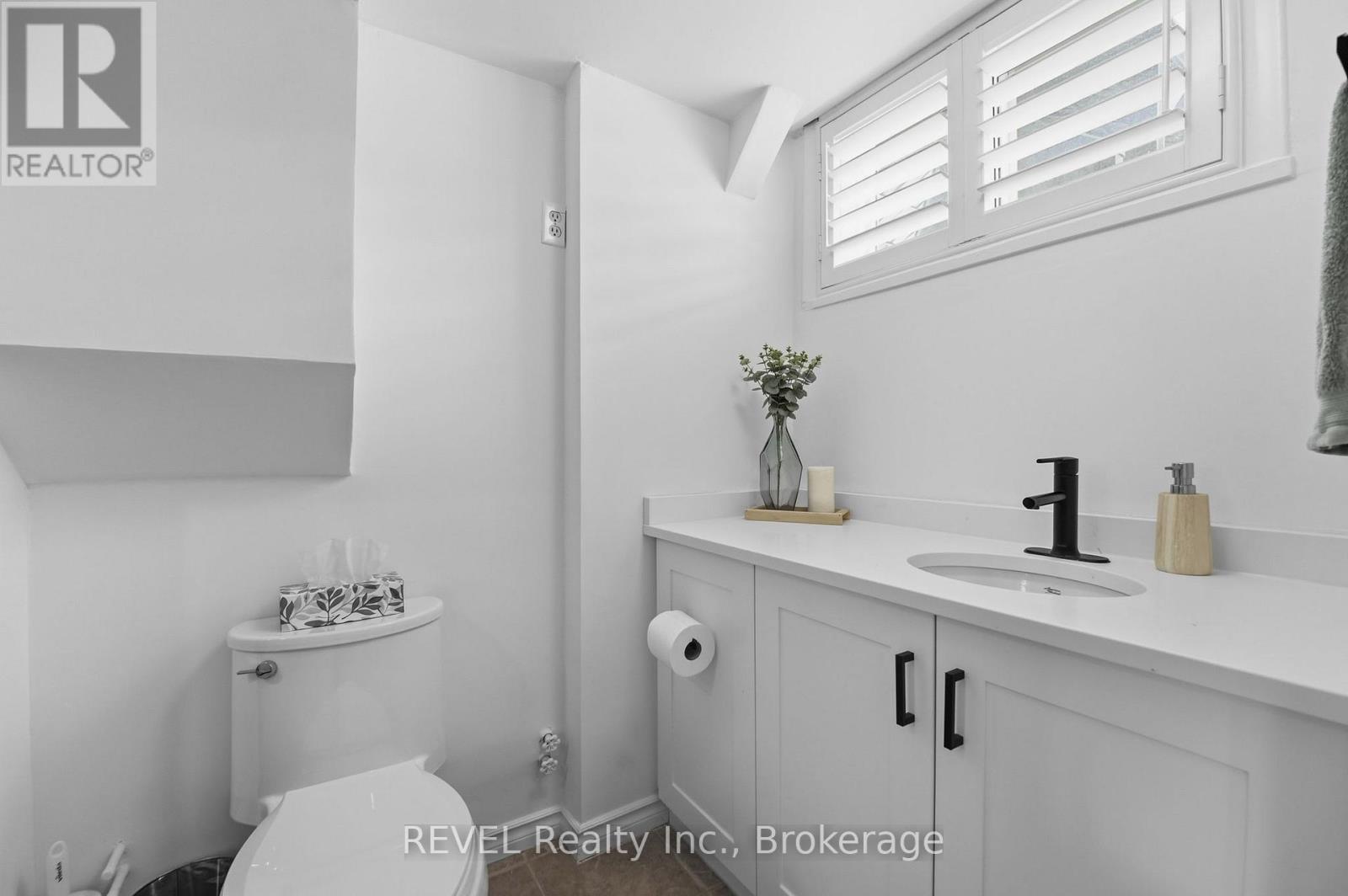 13 Crestcombe Road, St. Catharines, Ontario  L2S 2J5 - Photo 32 - X12800732