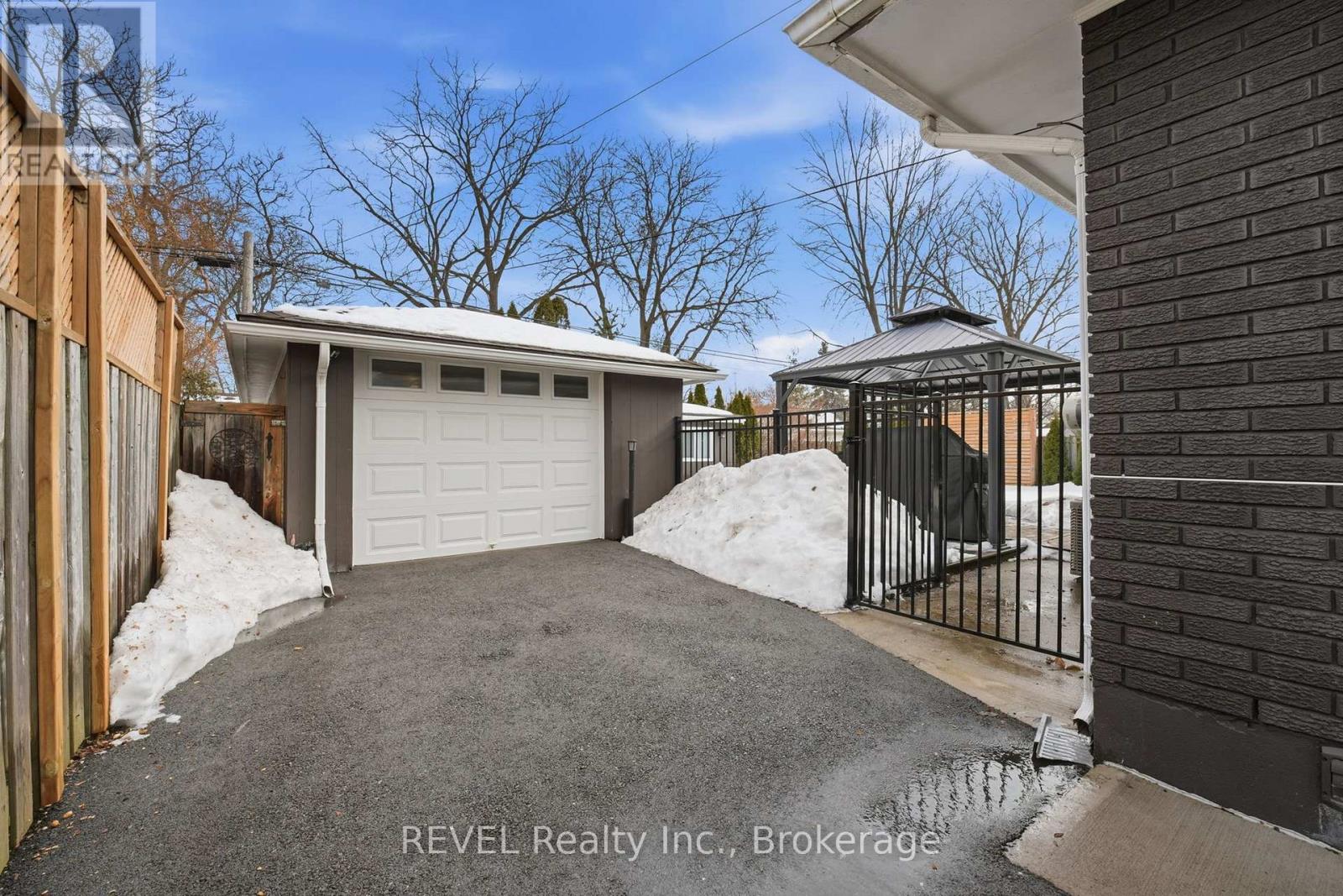 13 Crestcombe Road, St. Catharines, Ontario  L2S 2J5 - Photo 42 - X12800732