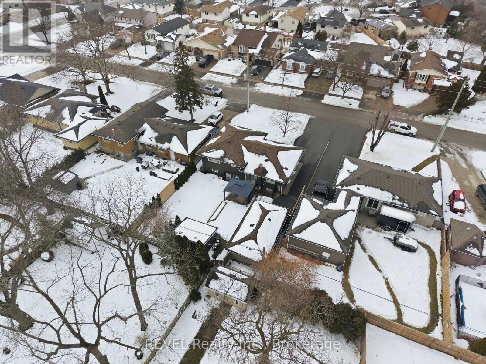 13 Crestcombe Road, St. Catharines, Ontario  L2S 2J5 - Photo 45 - X12800732