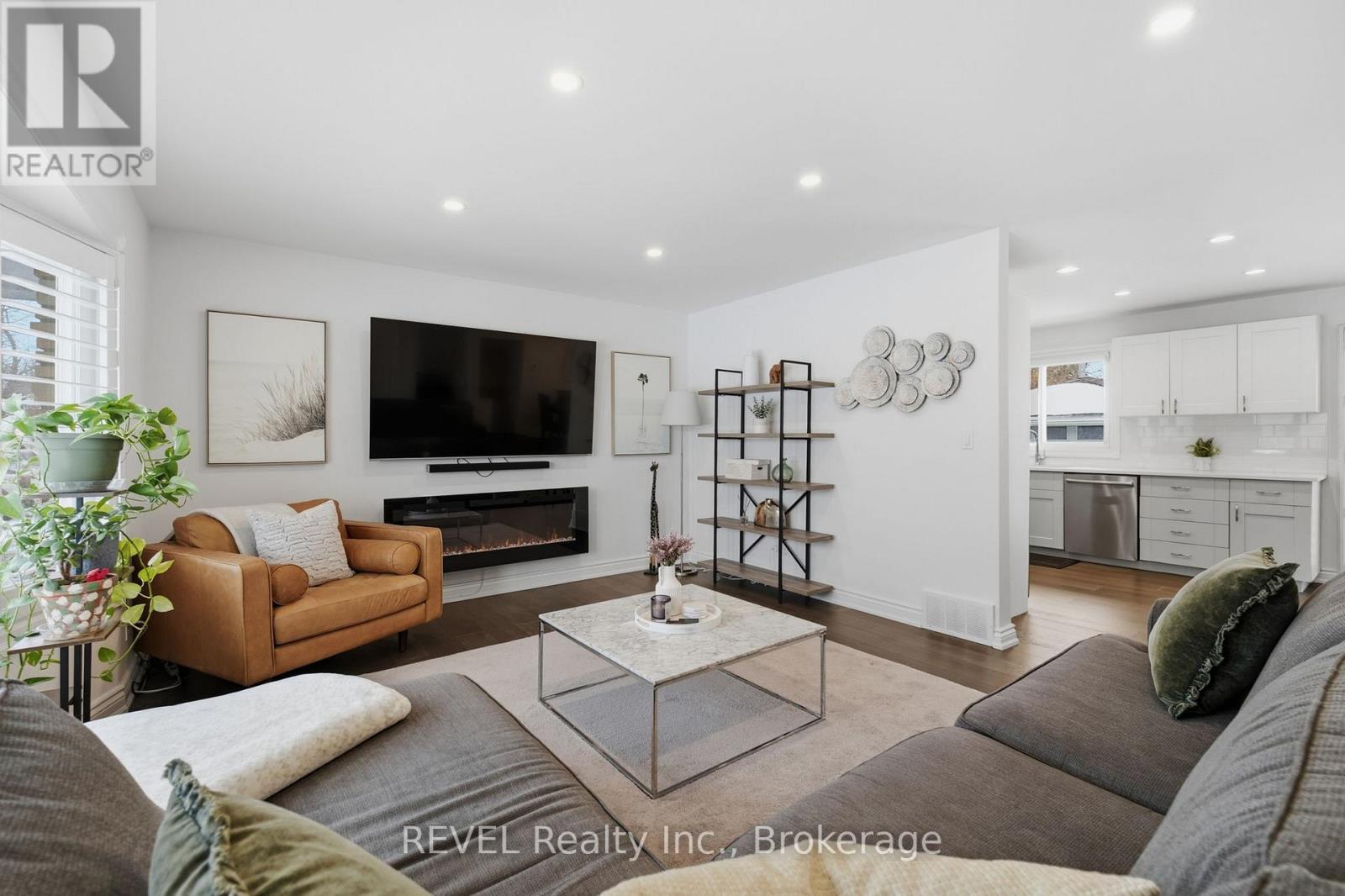 13 Crestcombe Road, St. Catharines, Ontario  L2S 2J5 - Photo 8 - X12800732