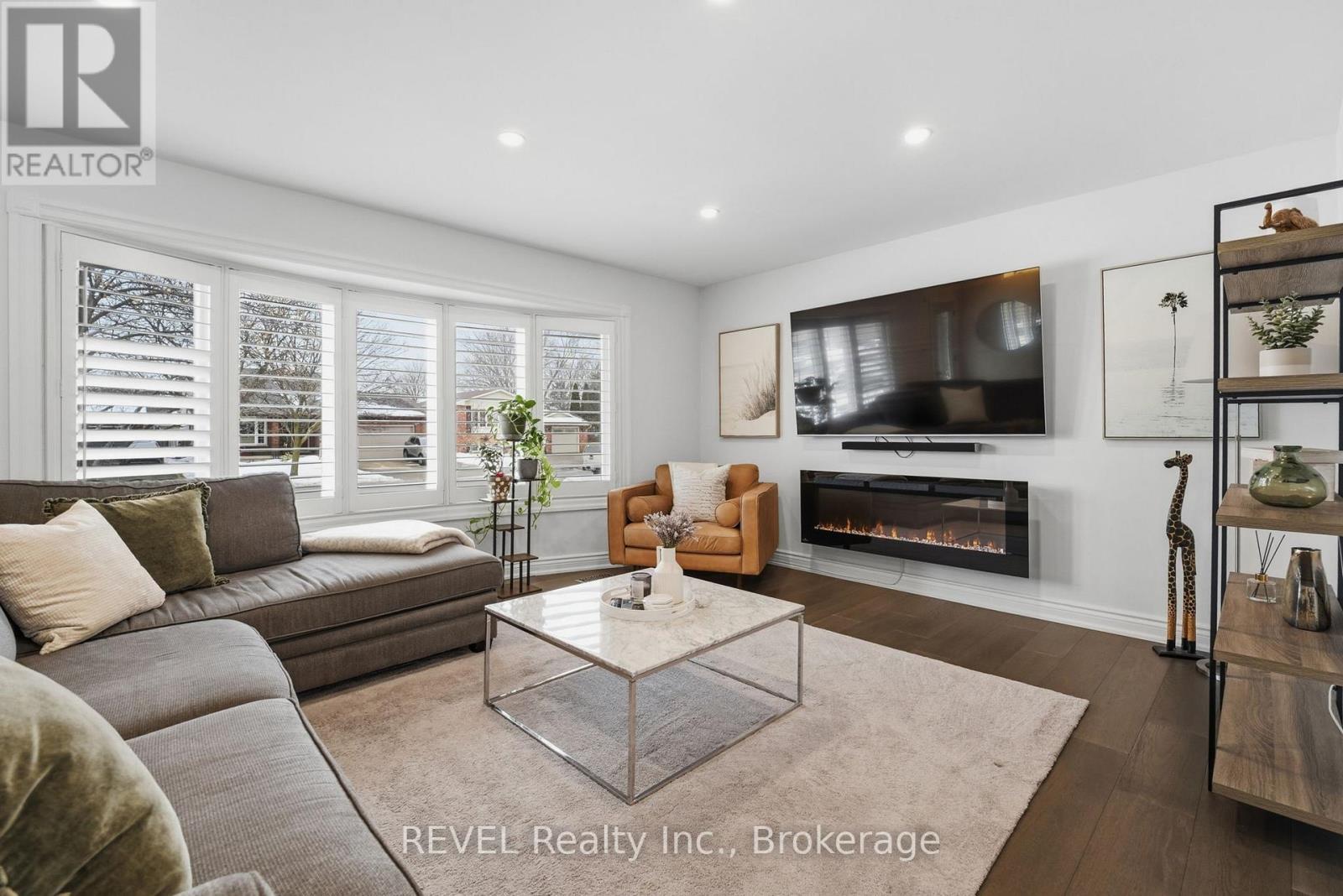 13 Crestcombe Road, St. Catharines, Ontario  L2S 2J5 - Photo 9 - X12800732