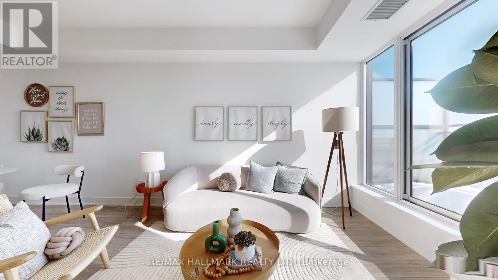 512 - 1285 Queen Street E, Toronto, Ontario  M4L 1C2 - Photo 2 - E12800718