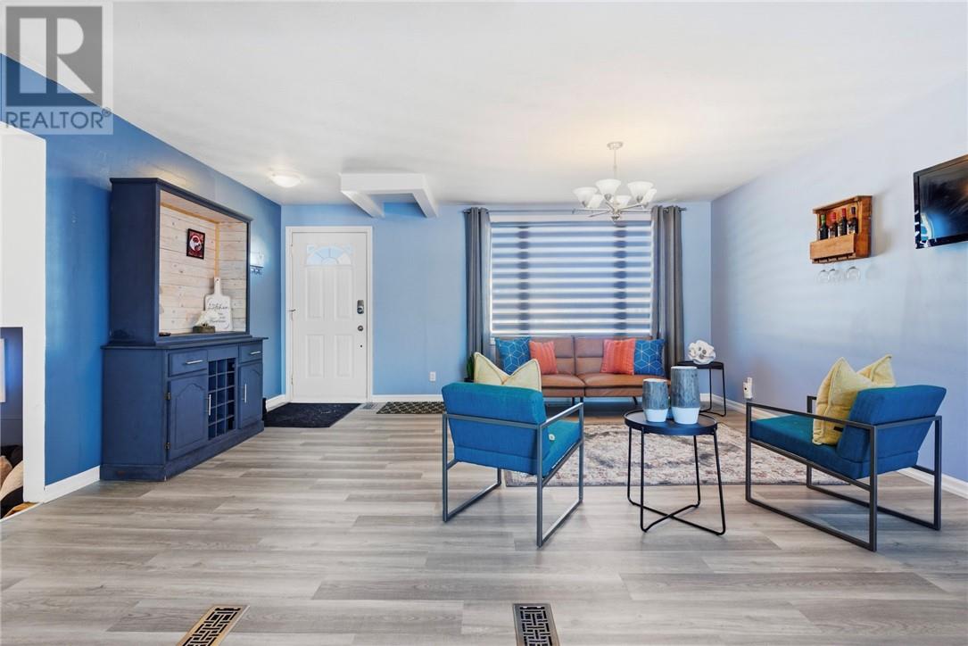 229 Edward, Chelmsford, Ontario  P0M 1L0 - Photo 4 - 2126491