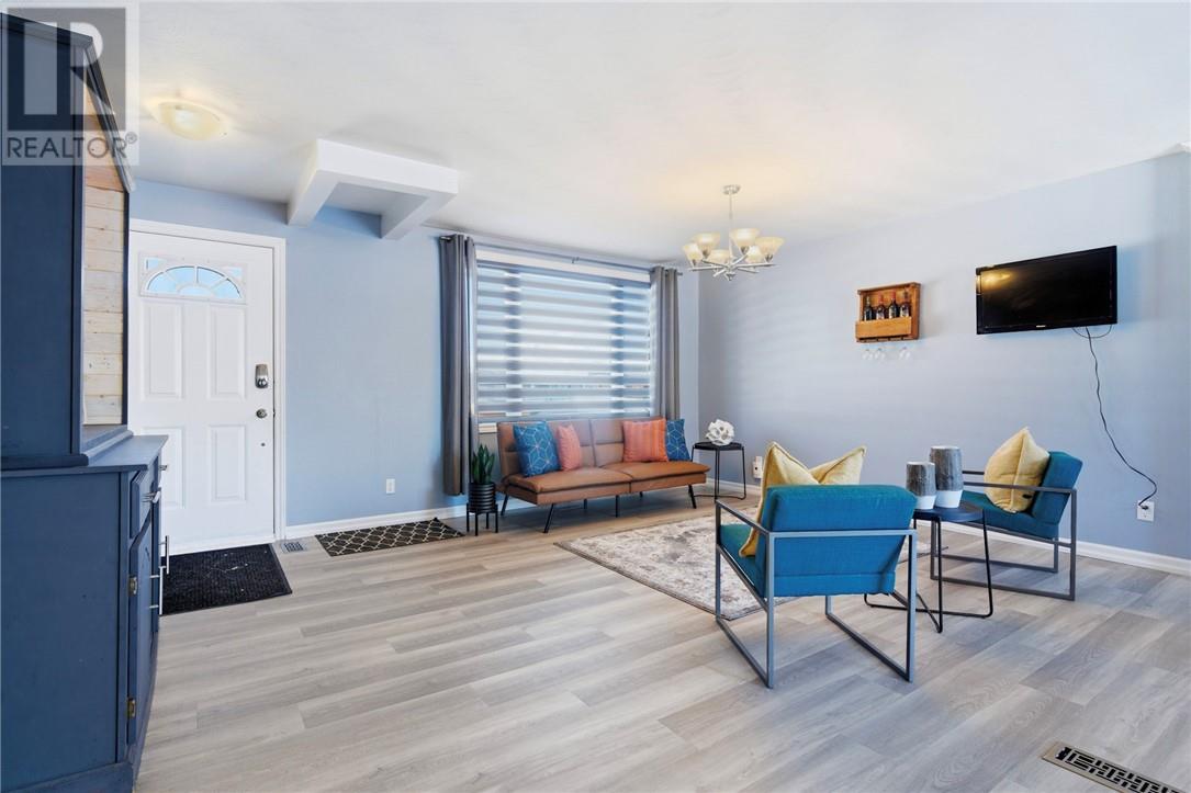 229 Edward, Chelmsford, Ontario  P0M 1L0 - Photo 5 - 2126491