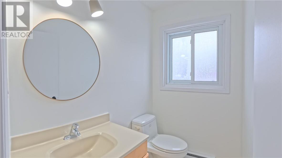 69 Robinson Street, Little Current, Ontario  P0P 1K0 - Photo 14 - 2126469