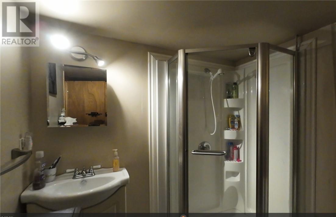 69 Robinson Street, Little Current, Ontario  P0P 1K0 - Photo 15 - 2126469