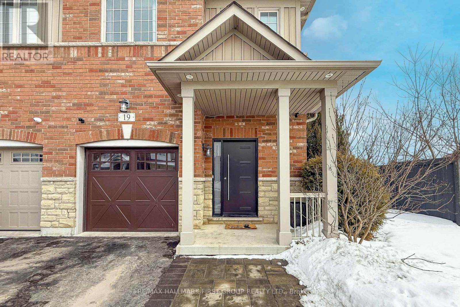 19 Waterlily Trail, King (Schomberg), Ontario  L0G 1T0 - Photo 3 - N12800734