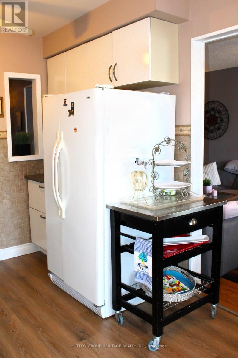 56 Parker Crescent, Ajax, Ontario  L1S 3R5 - Photo 8 - E12797008