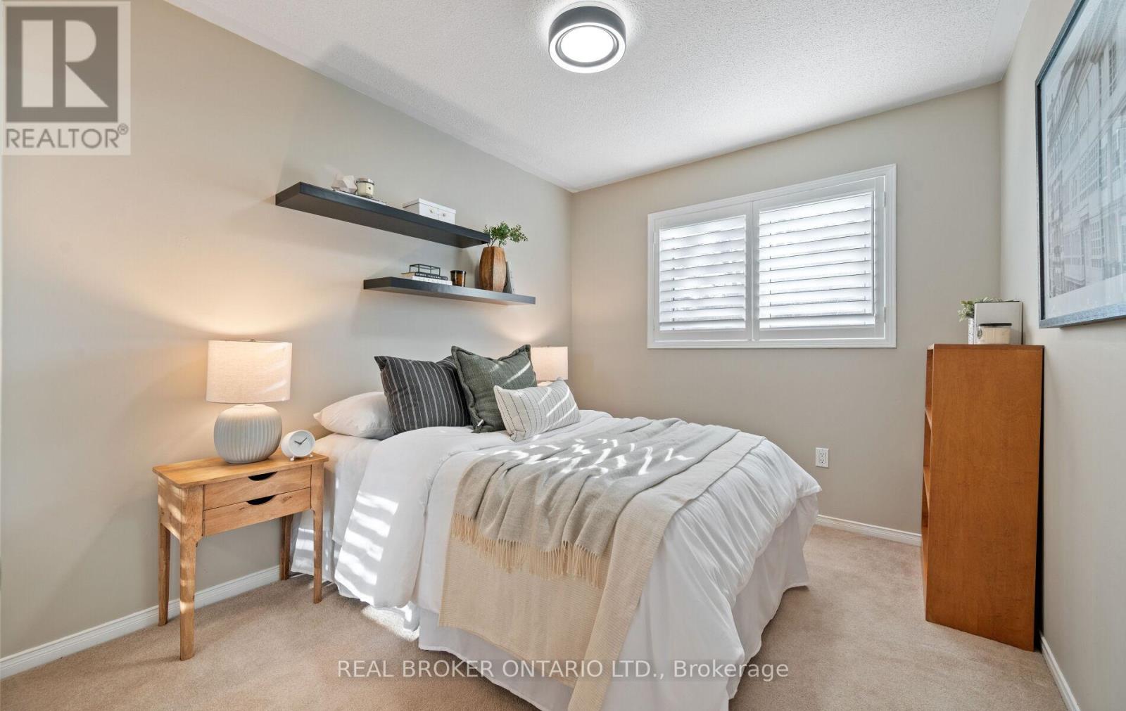 6060 Clover Ridge Crescent, Mississauga, Ontario  L5N 7B3 - Photo 19 - W12800740