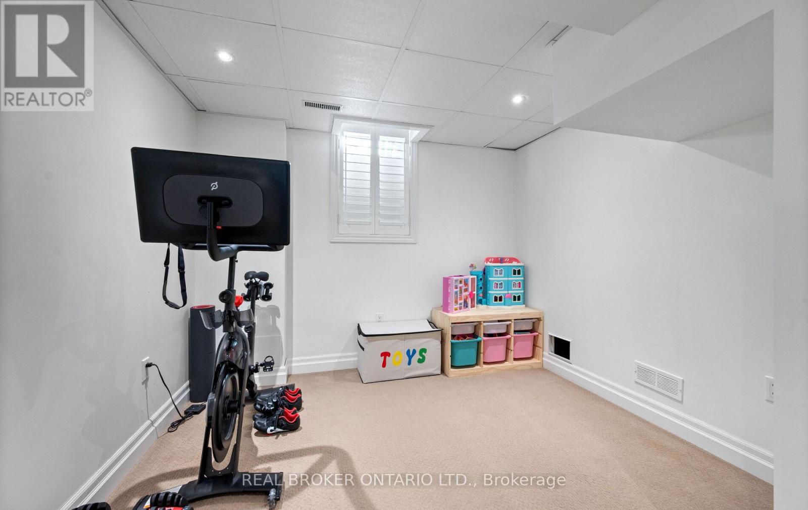 6060 Clover Ridge Crescent, Mississauga, Ontario  L5N 7B3 - Photo 26 - W12800740