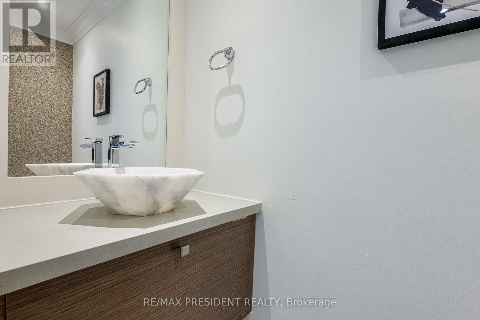 42 Mount Forest Drive, Brampton, Ontario  L6Z 1B7 - Photo 25 - W12796790