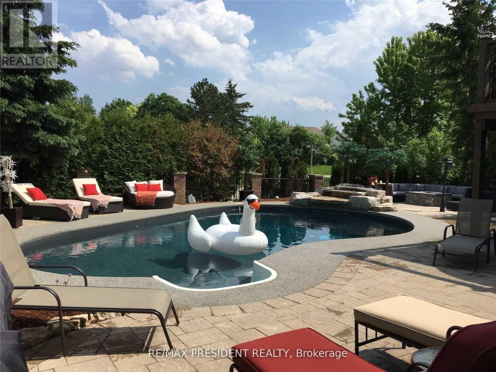 42 Mount Forest Drive, Brampton, Ontario  L6Z 1B7 - Photo 48 - W12796790