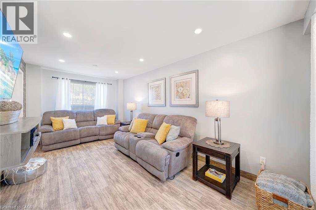 22 Pleasant Grove Terrace, Grimsby, Ontario  L3M 5G8 - Photo 11 - 40805542