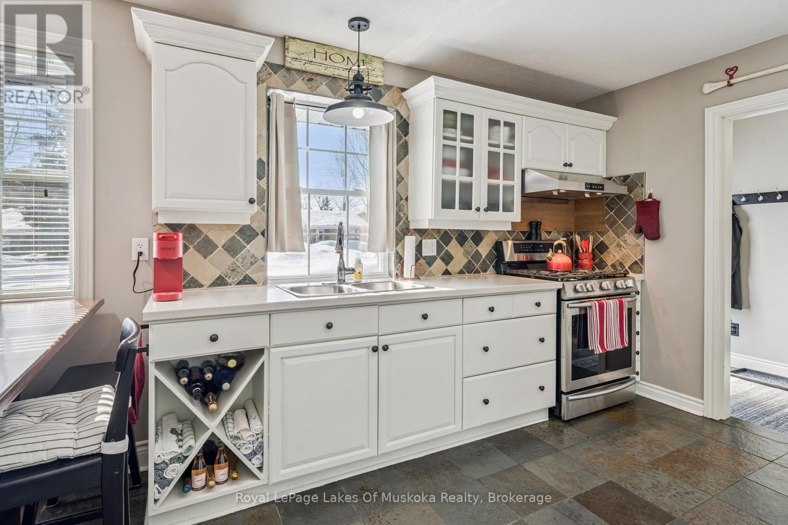 293 Hiram Street, Bracebridge, Ontario  P1L 2C3 - Photo 9 - X12800810