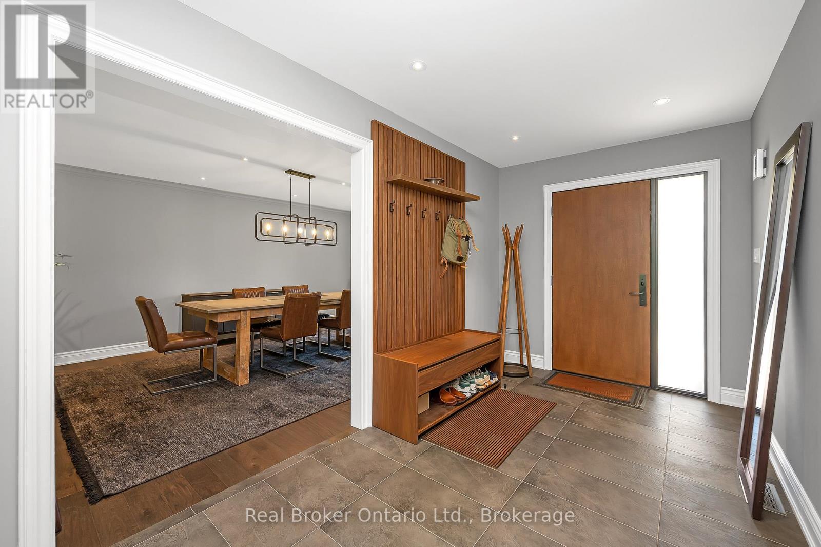 10158 Old Pine Crest Road, Halton Hills, Ontario  L0P 1K0 - Photo 13 - W12800796