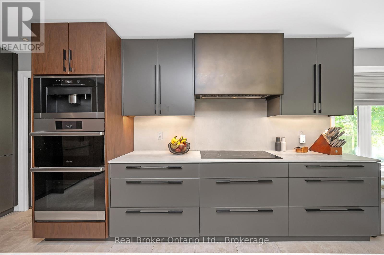 10158 Old Pine Crest Road, Halton Hills, Ontario  L0P 1K0 - Photo 23 - W12800796