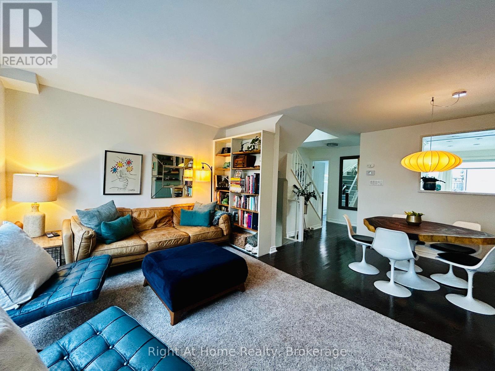 109 Brant Street, Oakville, Ontario  L6K 2Z7 - Photo 6 - W12800836