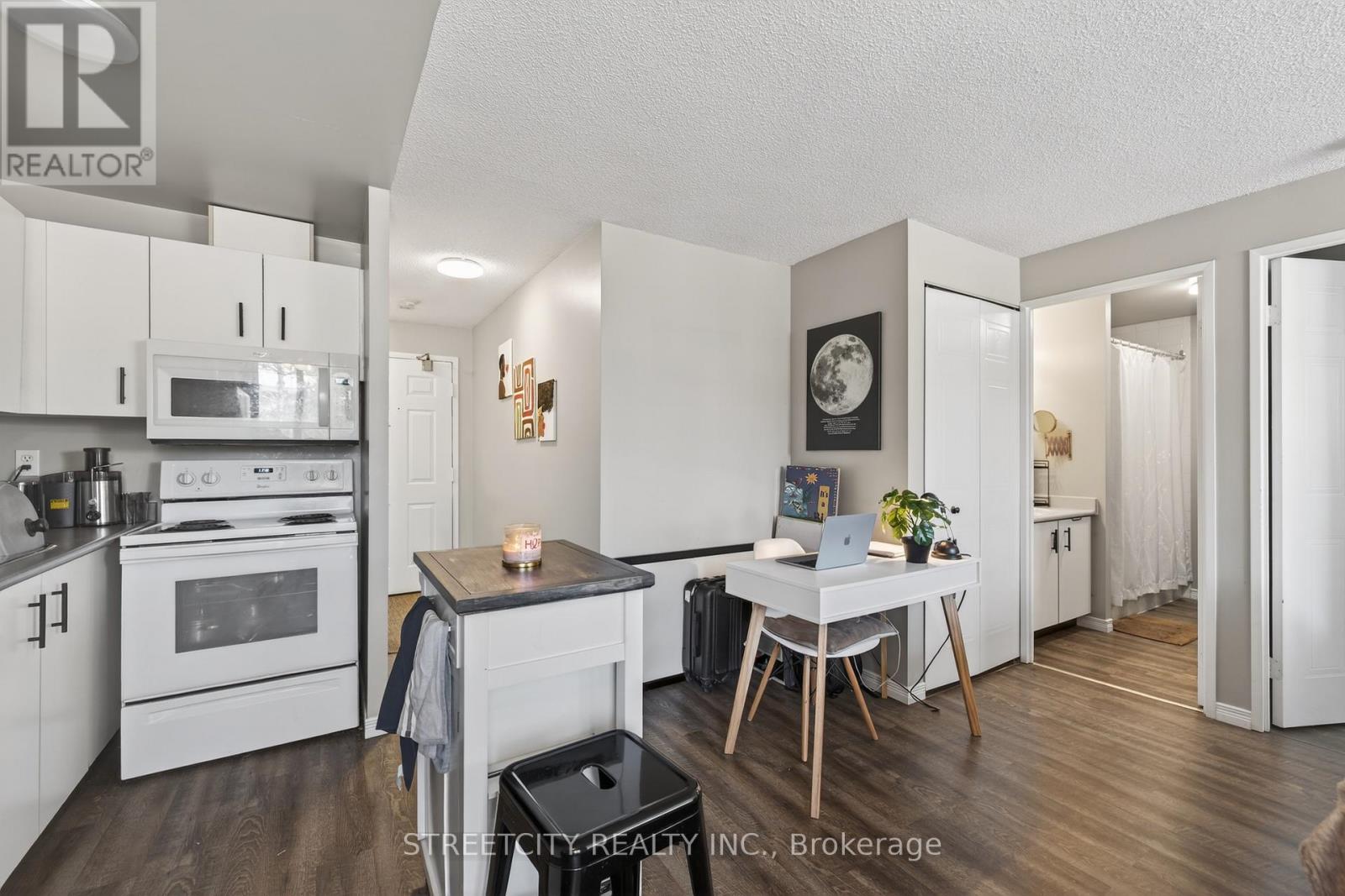 205 - 76 Baseline Road, London South, Ontario  N6J 4X6 - Photo 10 - X12800838