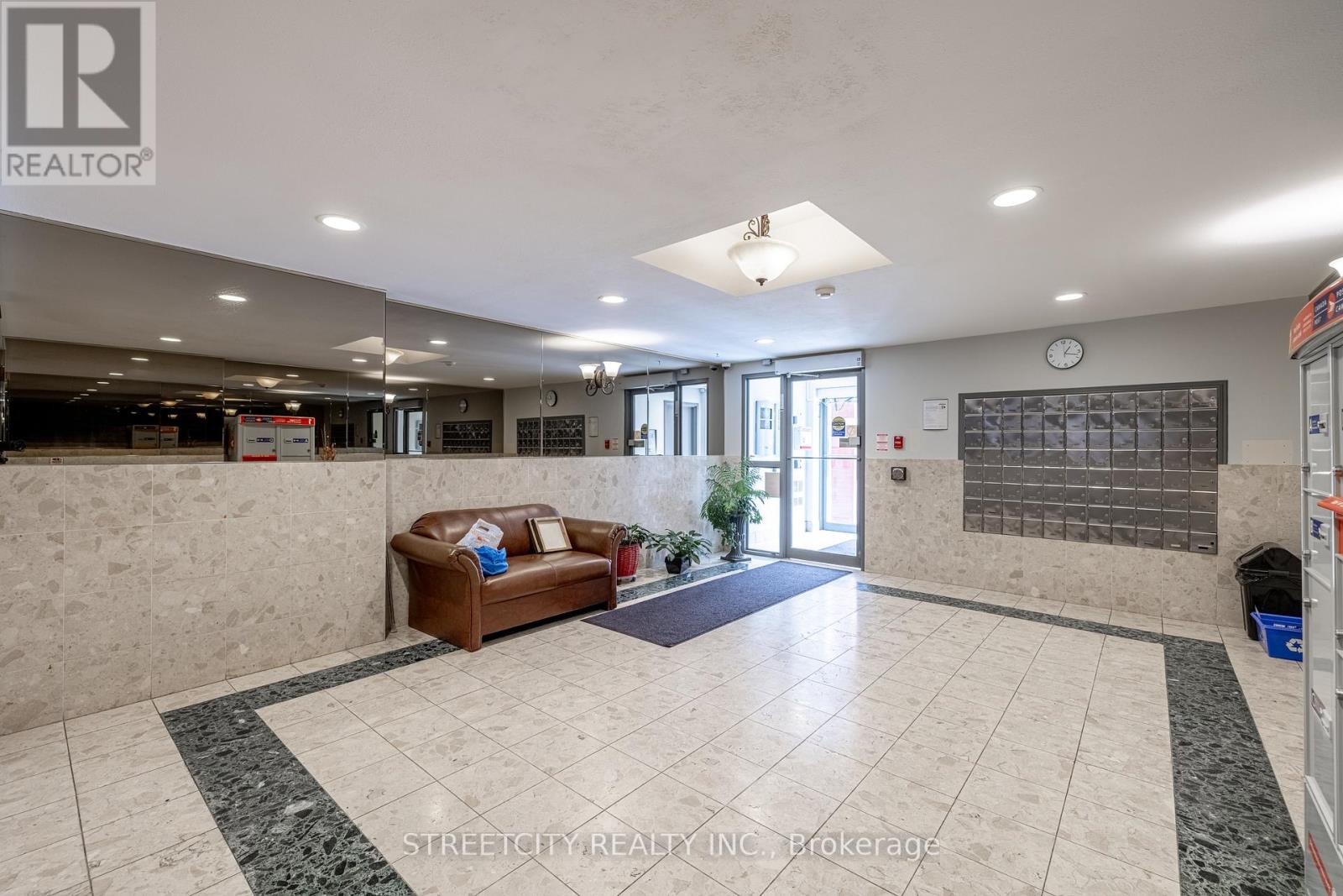 205 - 76 Baseline Road, London South, Ontario  N6J 4X6 - Photo 35 - X12800838