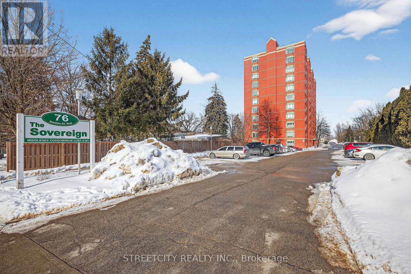 205 - 76 Baseline Road, London South, Ontario  N6J 4X6 - Photo 4 - X12800838