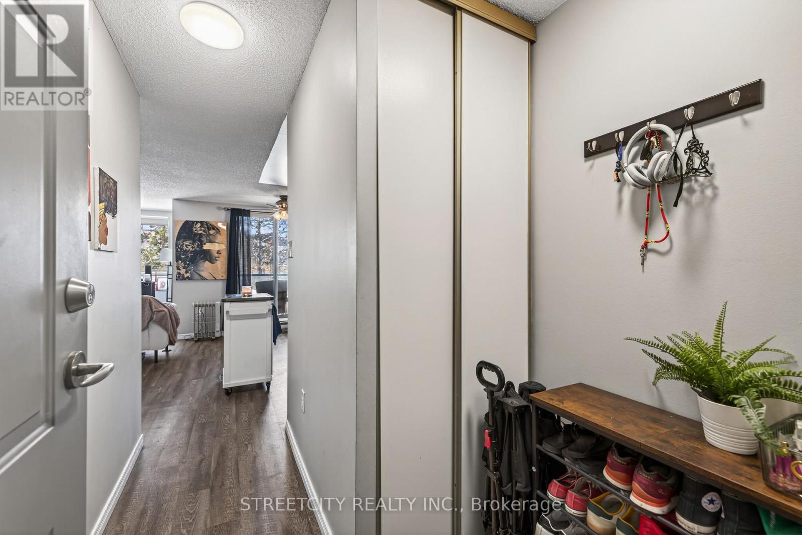 205 - 76 Baseline Road, London South, Ontario  N6J 4X6 - Photo 5 - X12800838