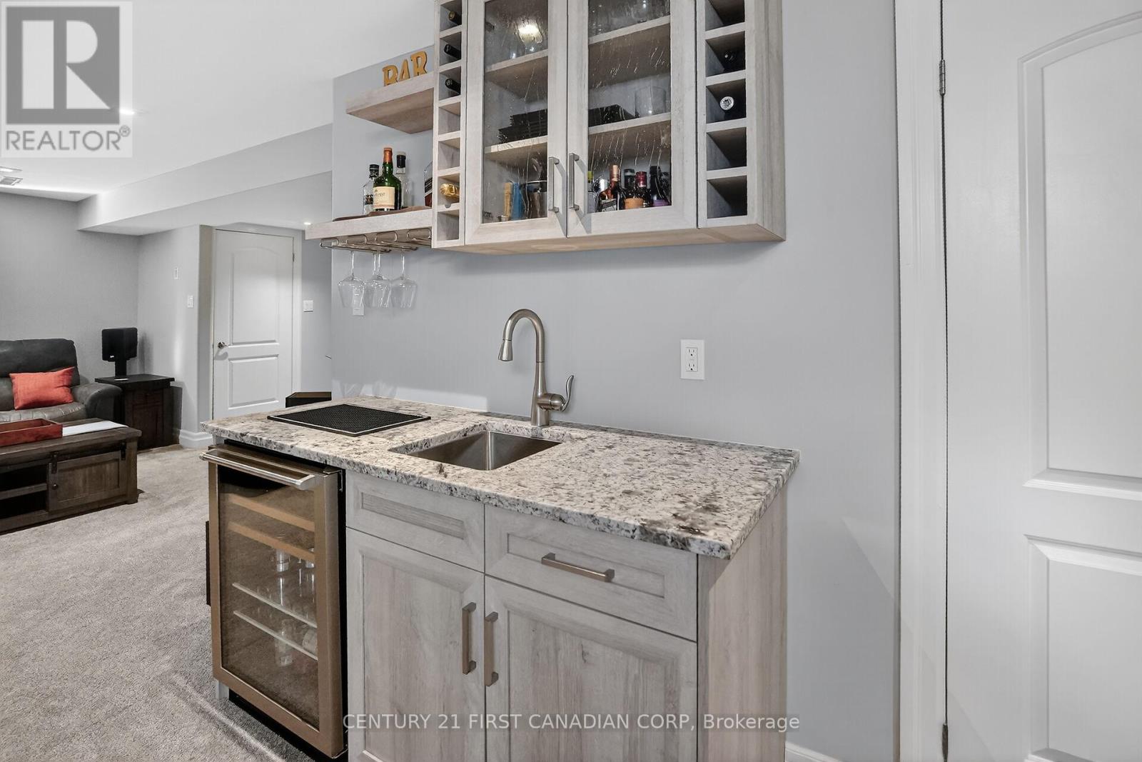 38 - 777 Apricot Drive, London South, Ontario  N6K 5B3 - Photo 34 - X12800858