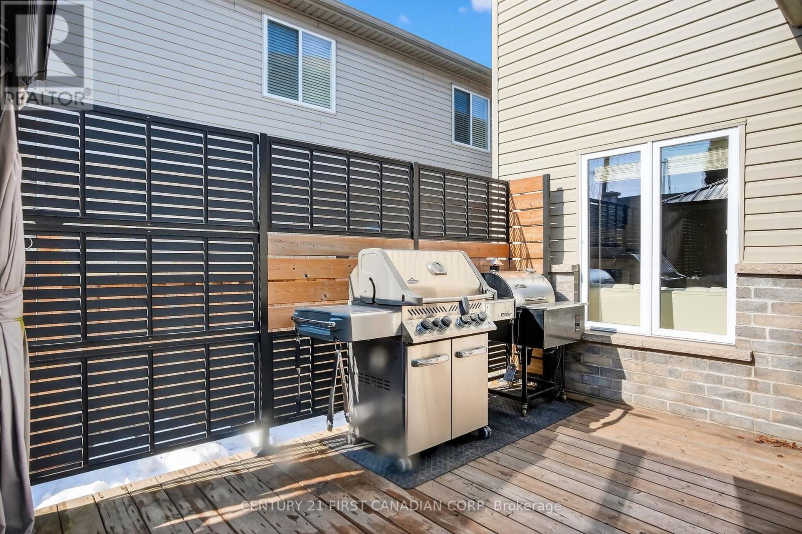 38 - 777 Apricot Drive, London South, Ontario  N6K 5B3 - Photo 36 - X12800858