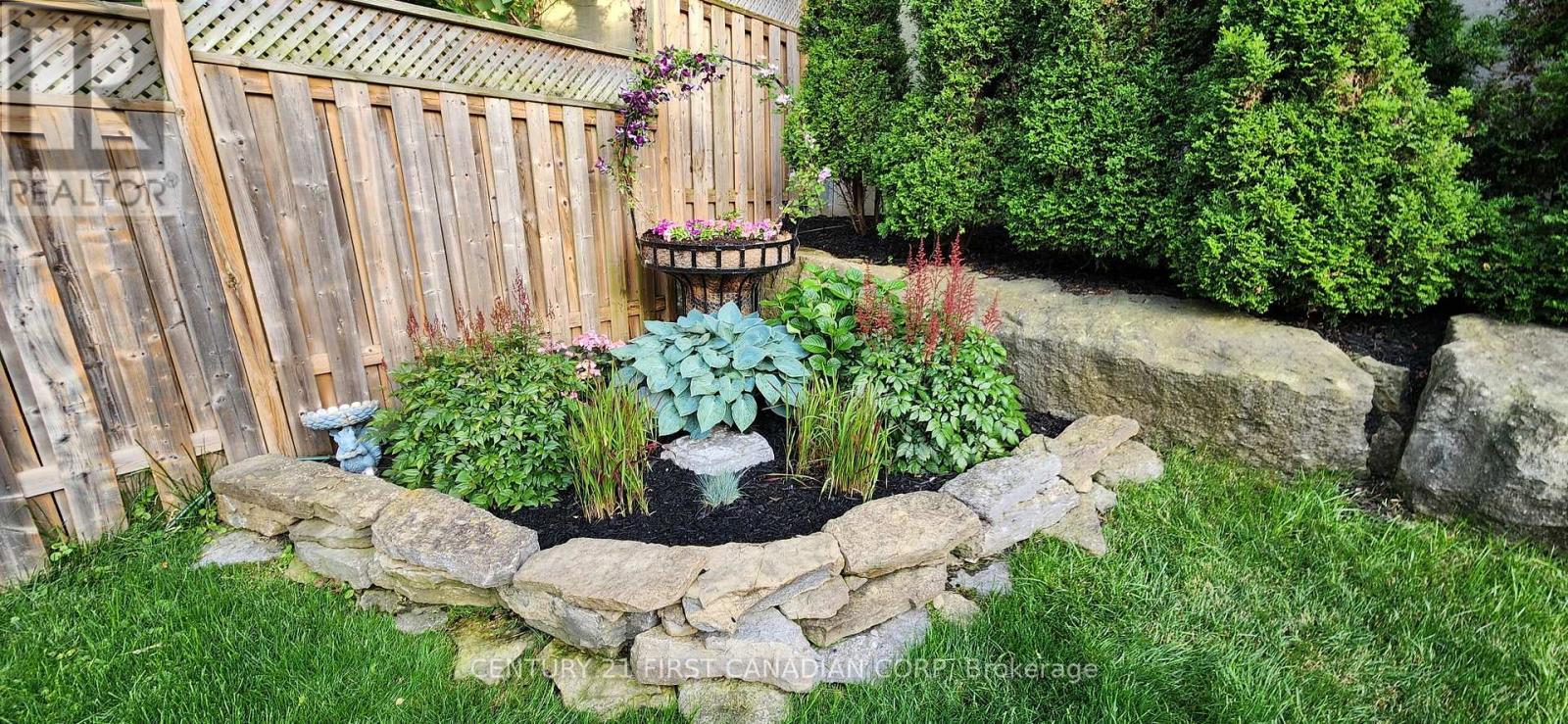 38 - 777 Apricot Drive, London South, Ontario  N6K 5B3 - Photo 43 - X12800858