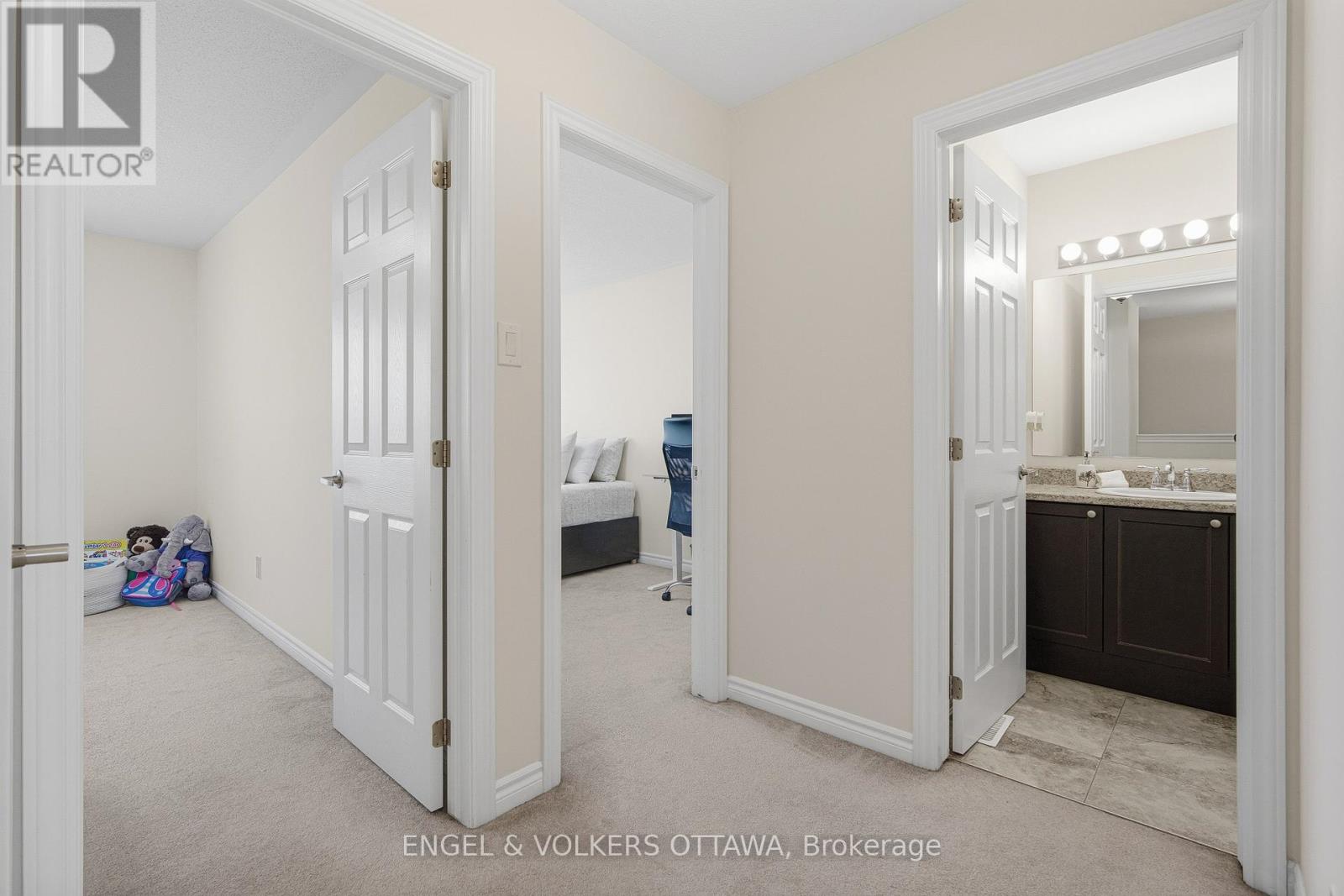 476 Coldwater Crescent, Ottawa, Ontario  K2M 0J2 - Photo 32 - X12800846