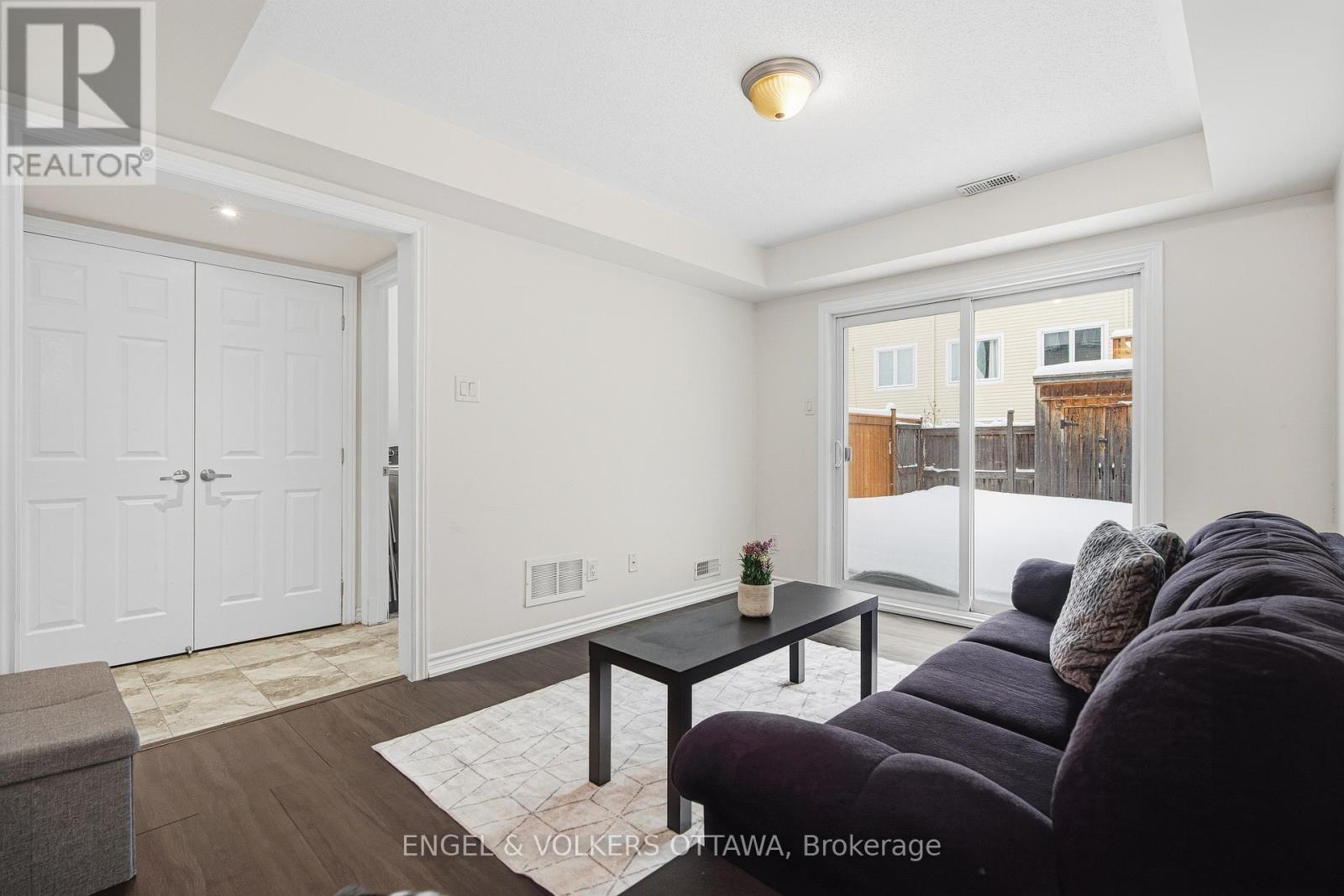 476 Coldwater Crescent, Ottawa, Ontario  K2M 0J2 - Photo 6 - X12800846