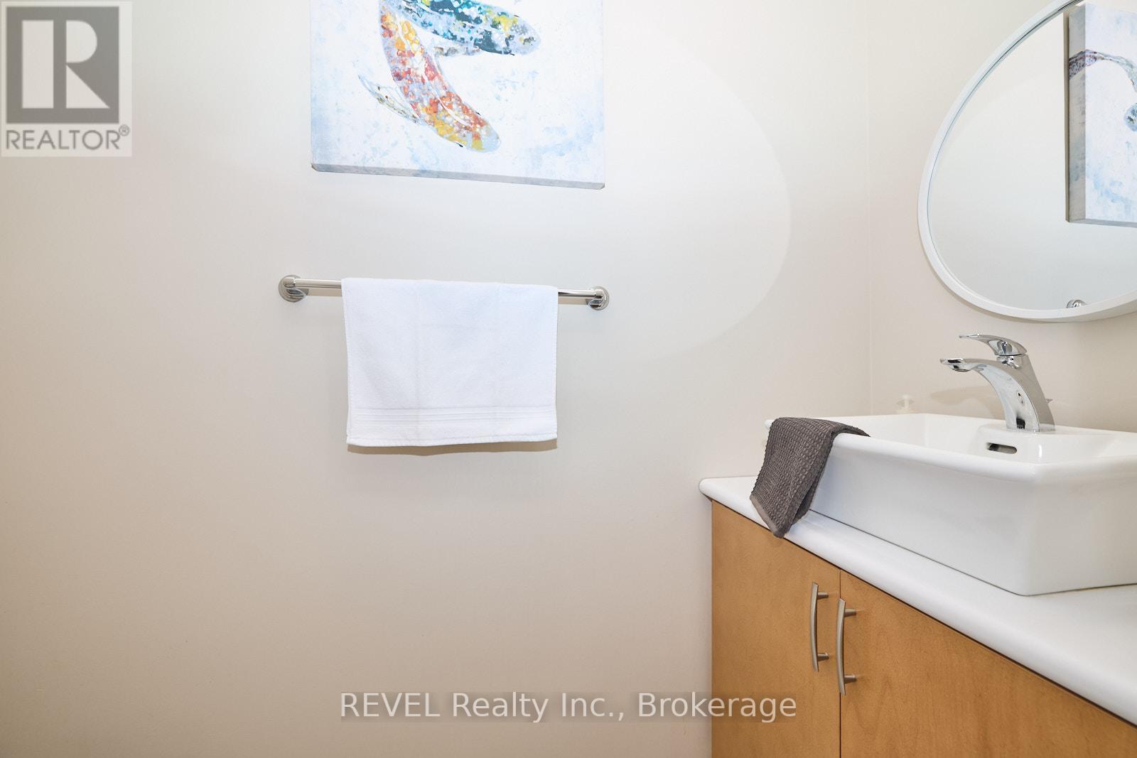 18 Brewerton Boulevard, Pelham, Ontario  L0S 1E5 - Photo 11 - X12800840