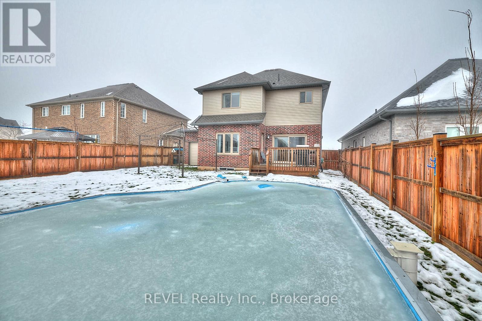 18 Brewerton Boulevard, Pelham, Ontario  L0S 1E5 - Photo 28 - X12800840