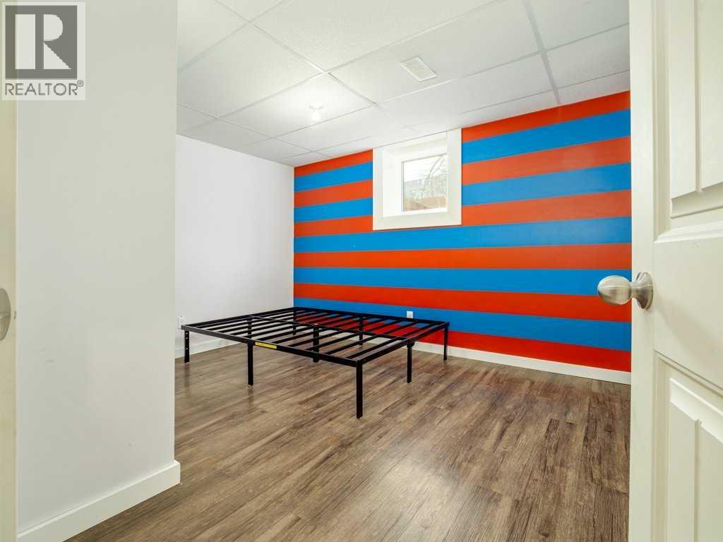 730 Blairmore Street, Pincher Creek, Alberta  T0K 1W0 - Photo 30 - A2286528