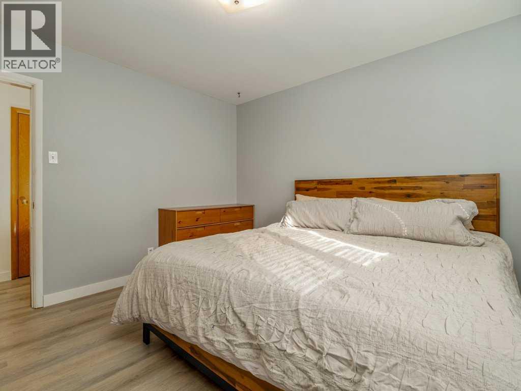 730 Blairmore Street, Pincher Creek, Alberta  T0K 1W0 - Photo 17 - A2286528