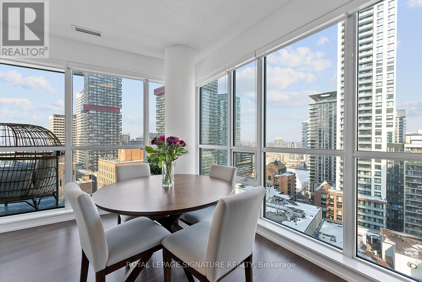 1702 - 89 Dunfield Avenue, Toronto, Ontario  M4S 0A4 - Photo 11 - C12800814