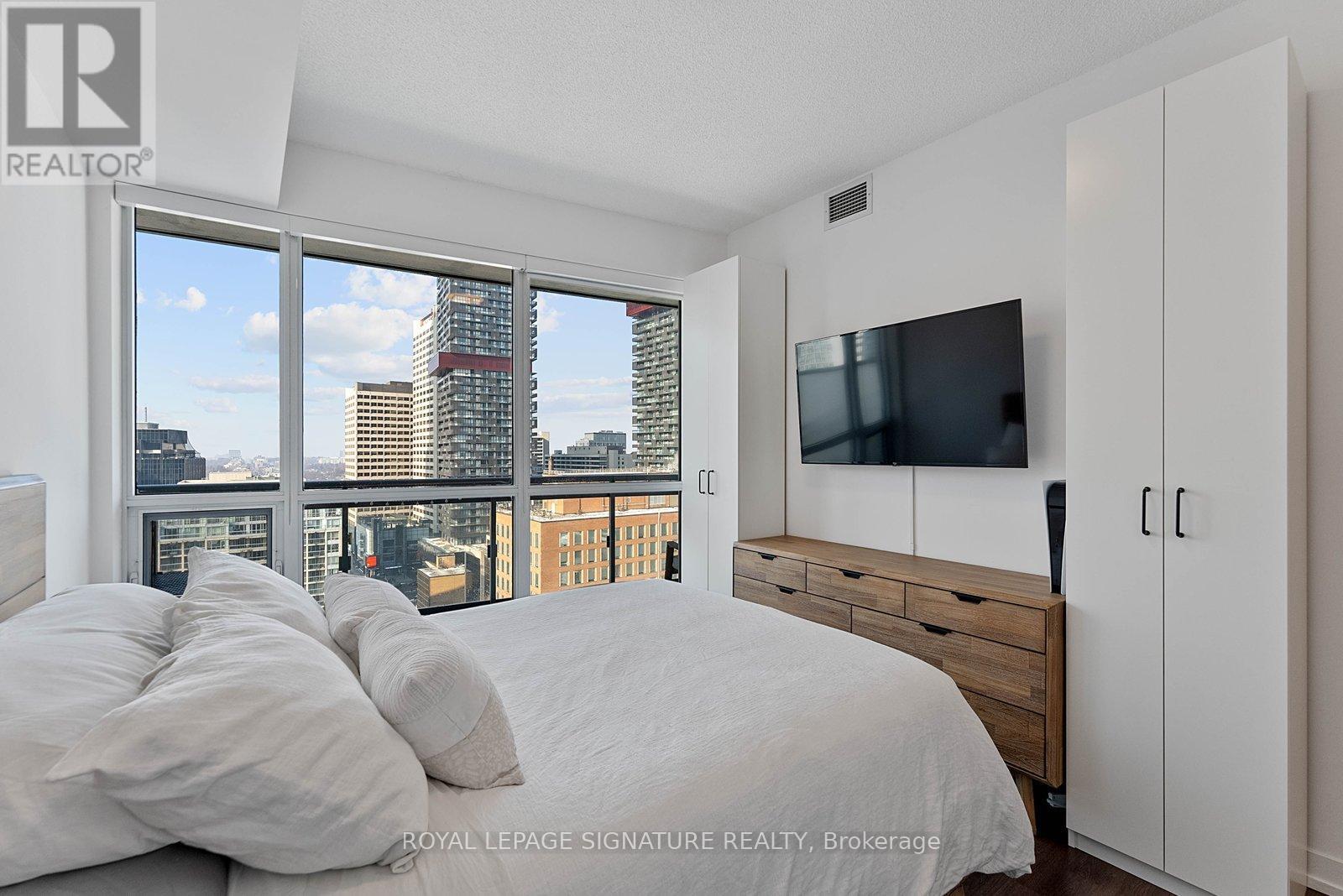 1702 - 89 Dunfield Avenue, Toronto, Ontario  M4S 0A4 - Photo 19 - C12800814