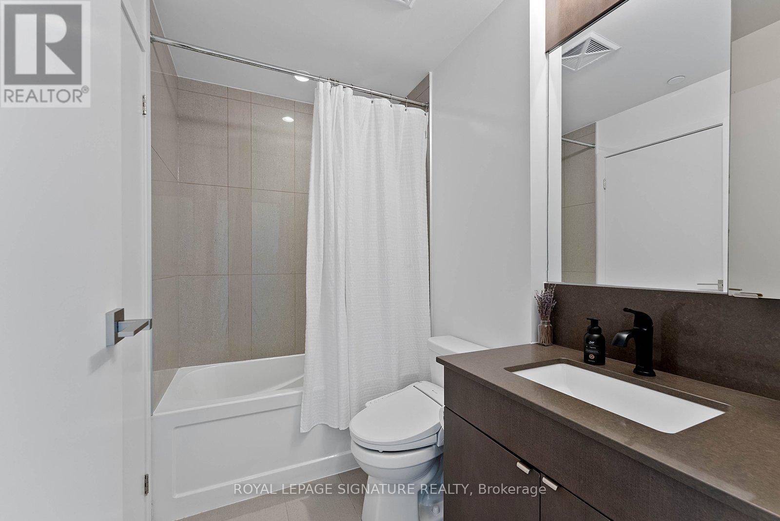 1702 - 89 Dunfield Avenue, Toronto, Ontario  M4S 0A4 - Photo 23 - C12800814