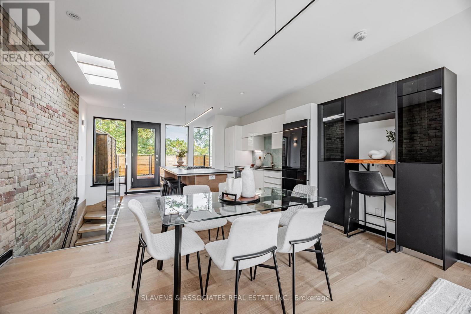 38 Wroxeter Avenue, Toronto, Ontario  M4K 1J6 - Photo 24 - E12800816