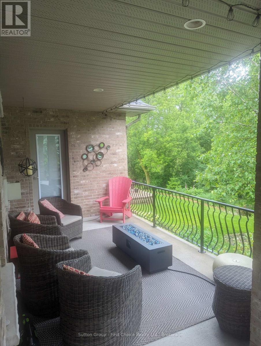 32 North Pointe Drive, Stratford, Ontario N5A 8C3 - Photo 43 - X12799588