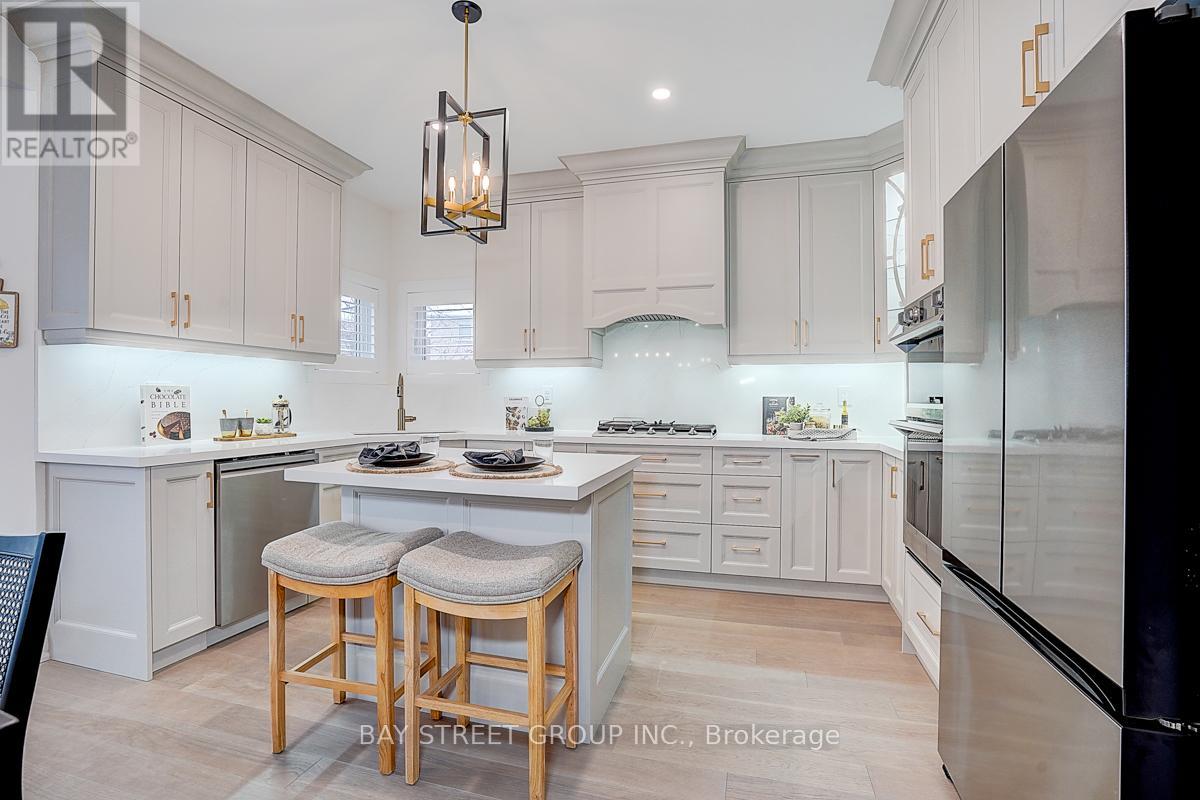 10 Kimono Crescent, Richmond Hill (Rouge Woods), Ontario  L4S 1X5 - Photo 8 - N12800790