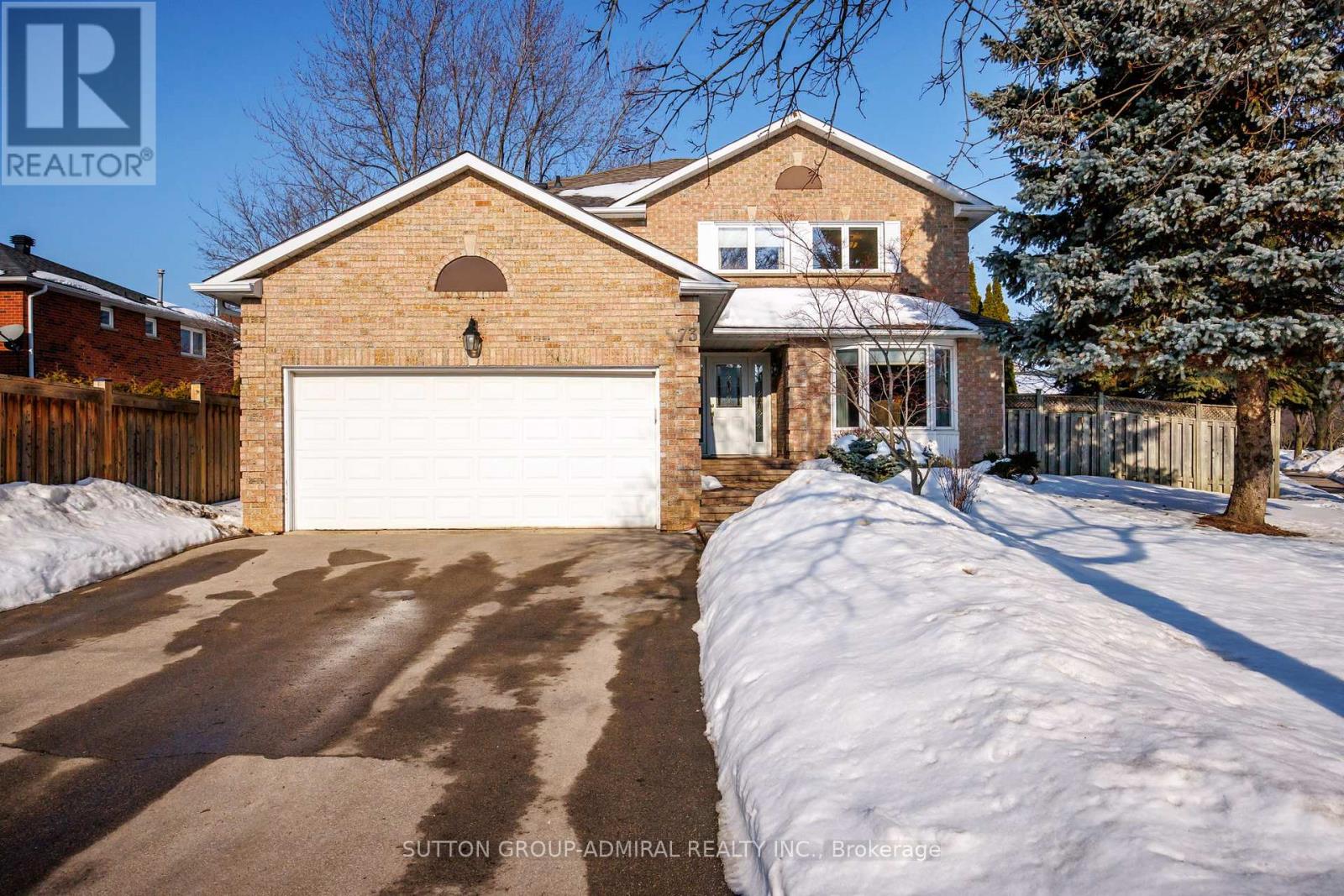 73 CRYSTAL DRIVE, Richmond Hill, Ontario