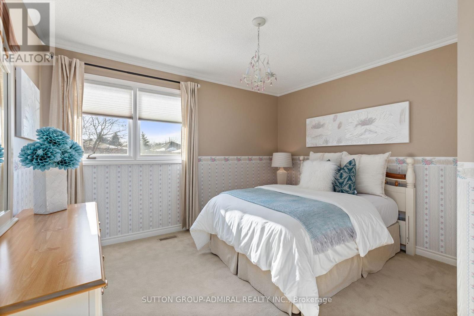 73 Crystal Drive, Richmond Hill, Ontario  L4C 7Y7 - Photo 23 - N12800868