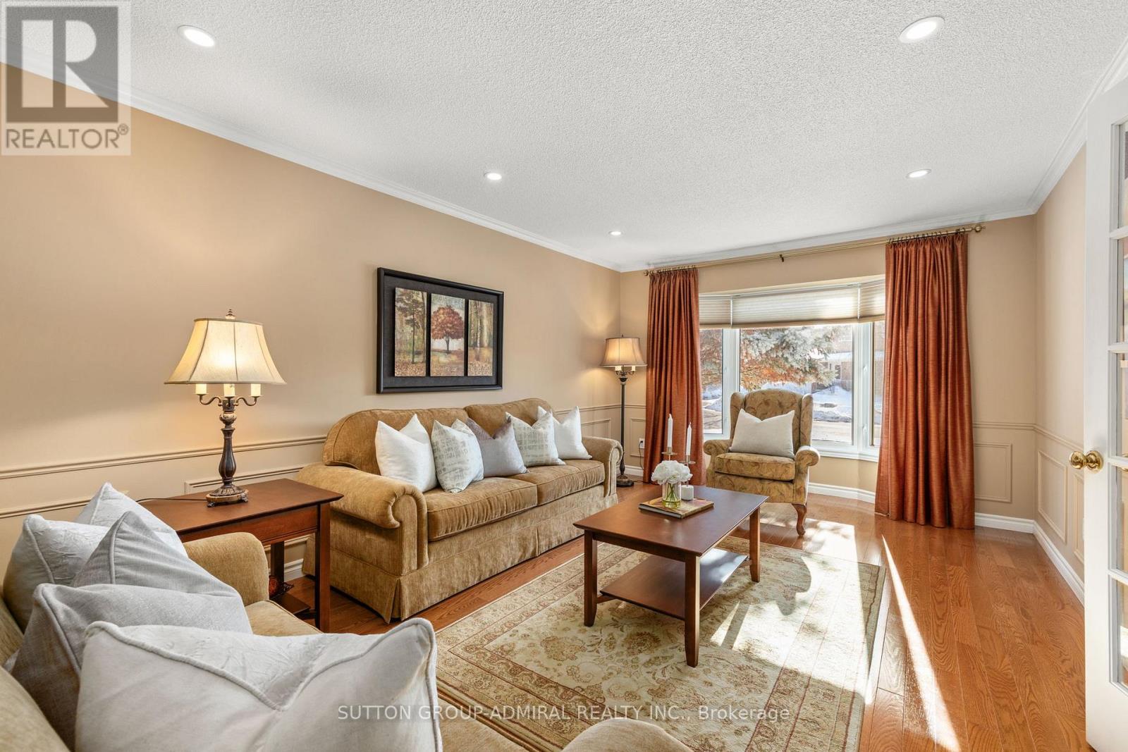 73 Crystal Drive, Richmond Hill, Ontario  L4C 7Y7 - Photo 6 - N12800868