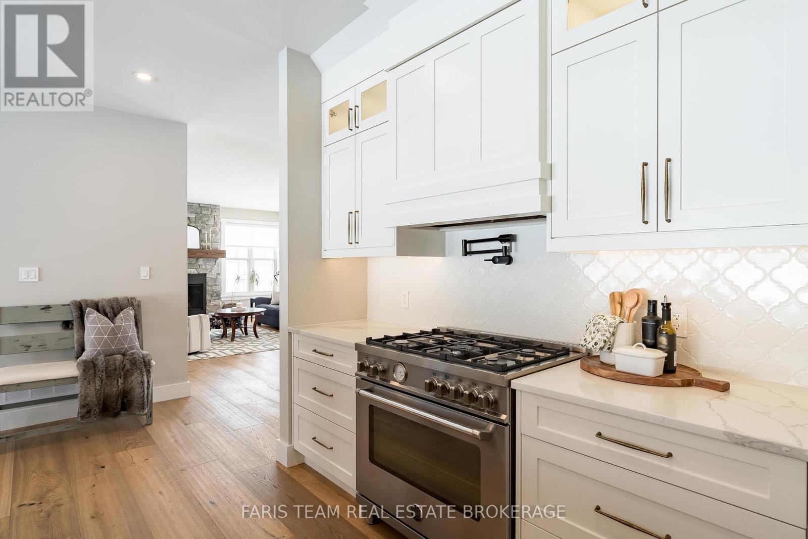 1555 Baseline Road S, Tiny, Ontario  L0L 2T0 - Photo 10 - S12800812