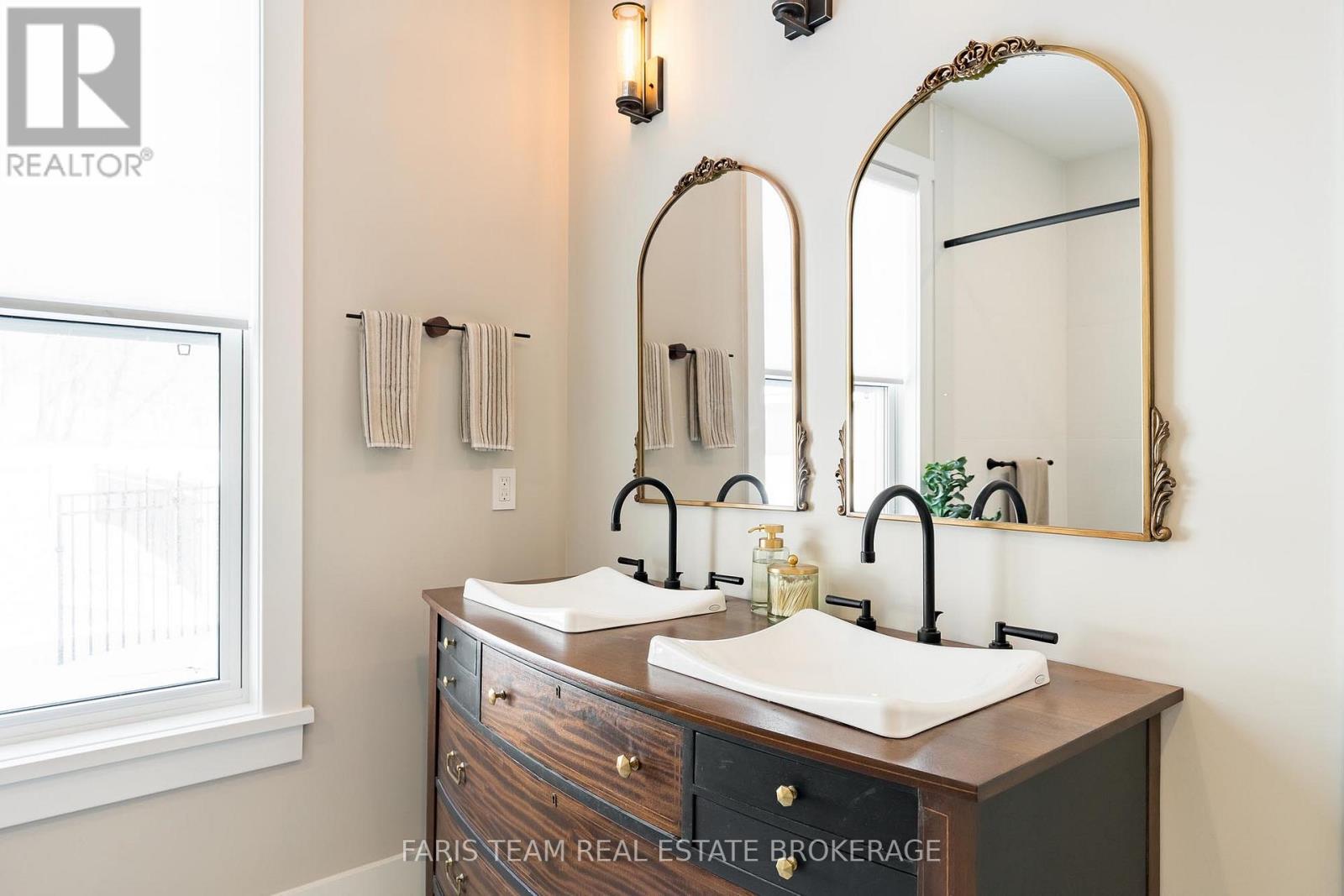 1555 Baseline Road S, Tiny, Ontario  L0L 2T0 - Photo 26 - S12800812