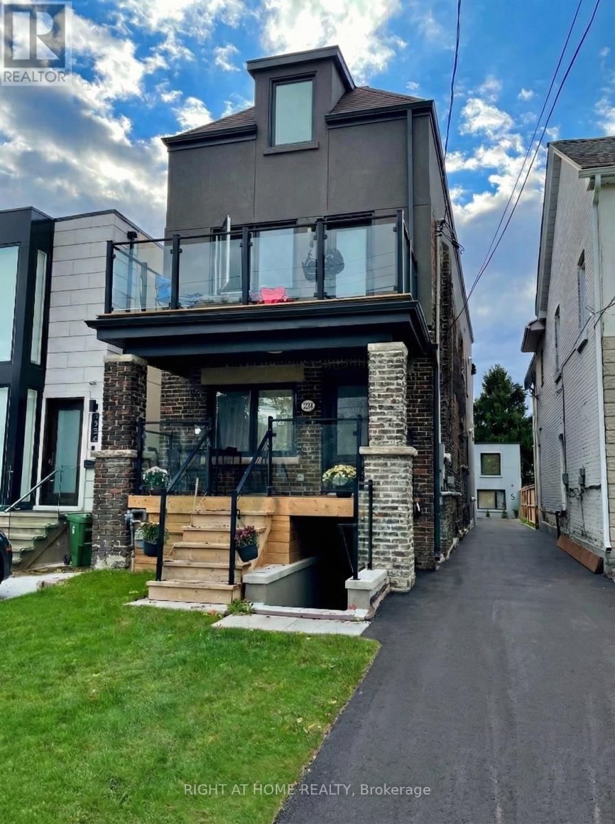 2 - 1258 BROADVIEW AVENUE, Toronto, Ontario