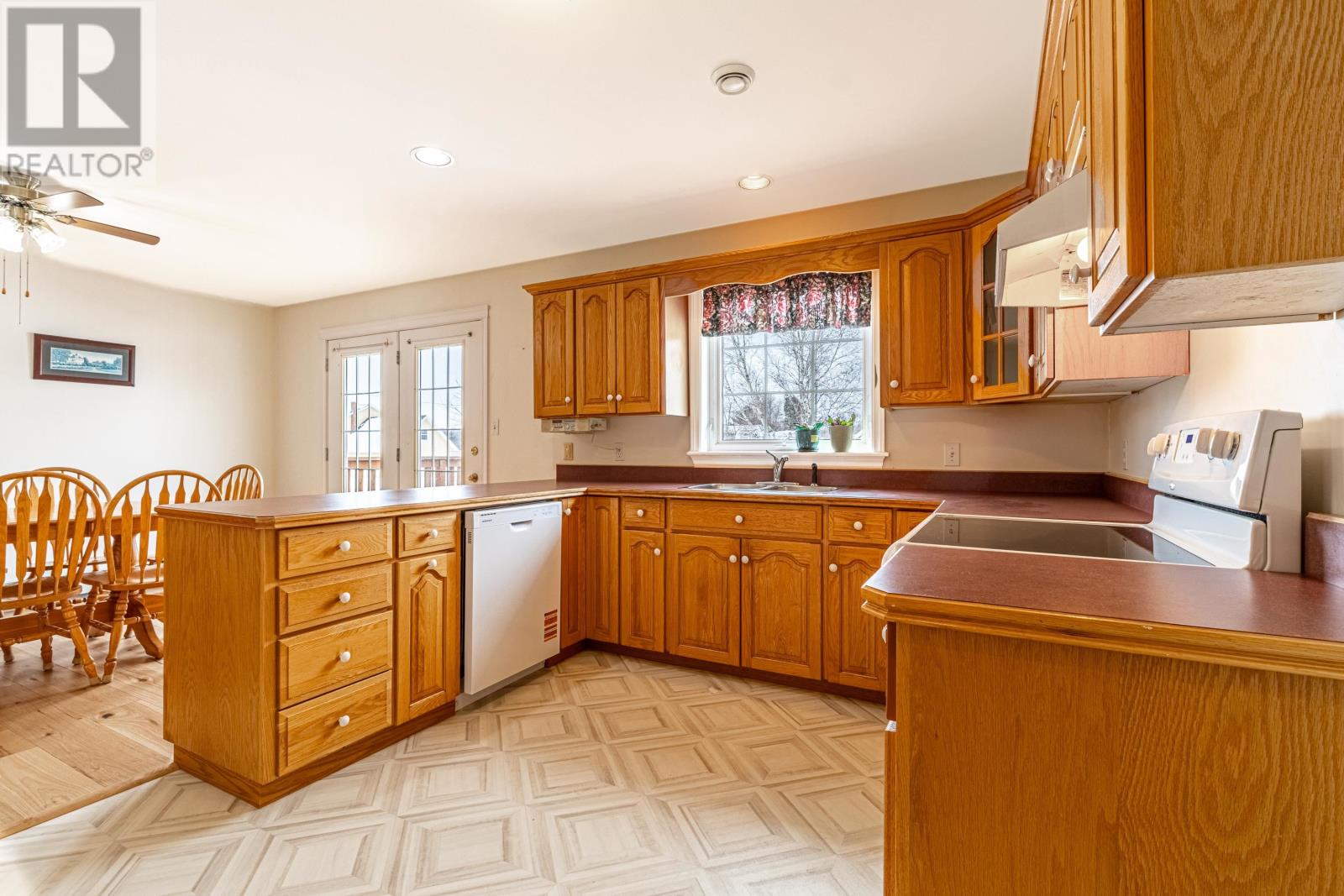 13 Cambridge Drive, Charlottetown, Prince Edward Island  C1C 1P1 - Photo 11 - 202602967