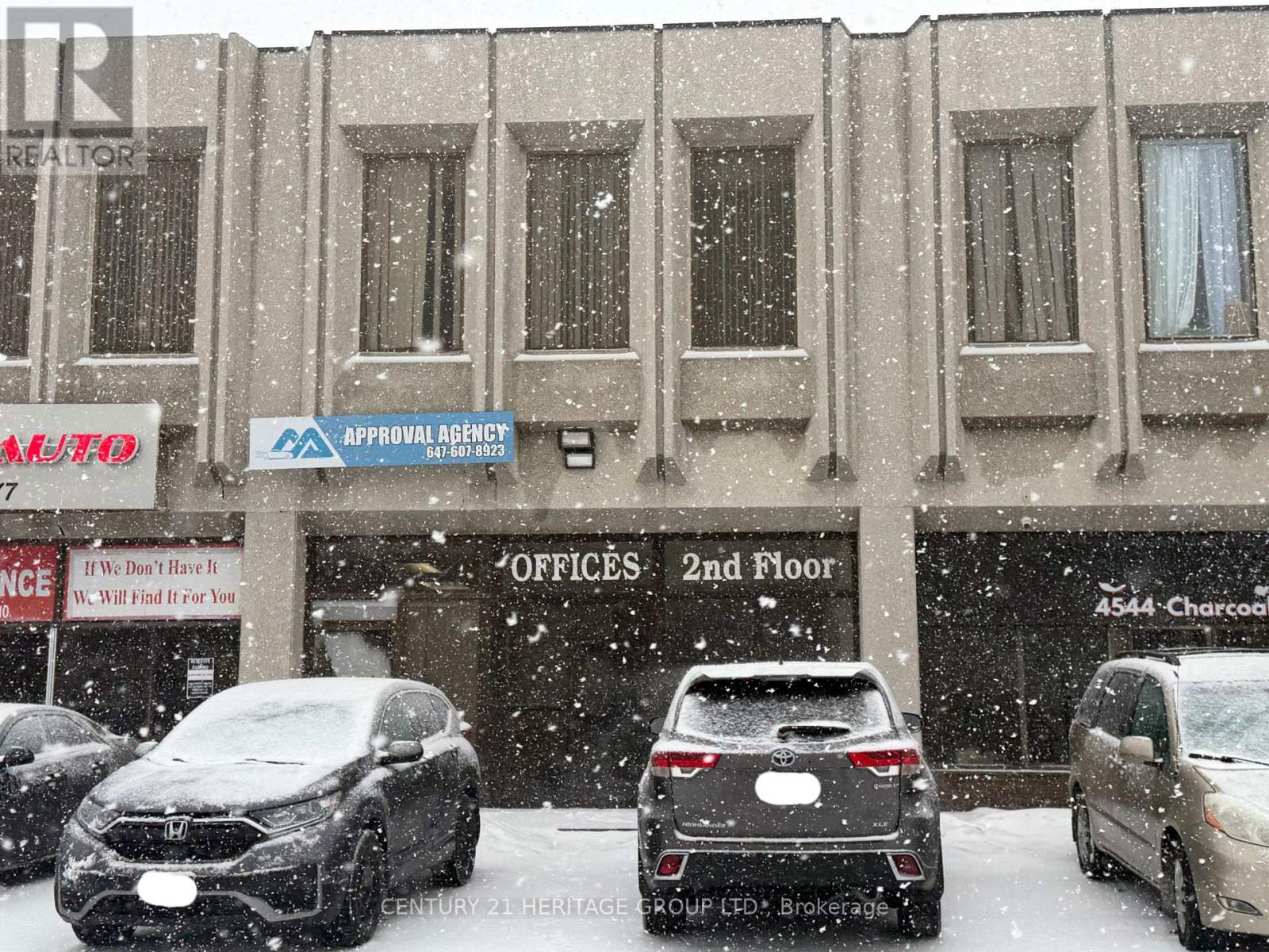 202 D - 4544 Dufferin Street W, Toronto, Ontario  M3H 5X2 - Photo 2 - W12796060