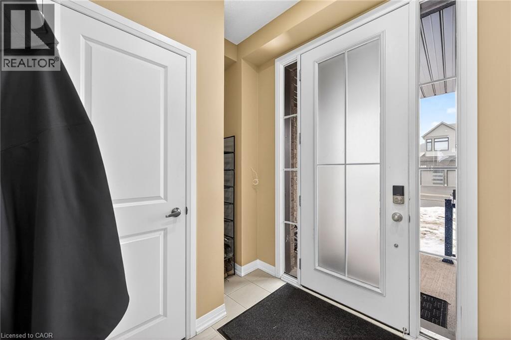 267 Provident Way, Hamilton, Ontario  L0R 1W0 - Photo 6 - 40806039