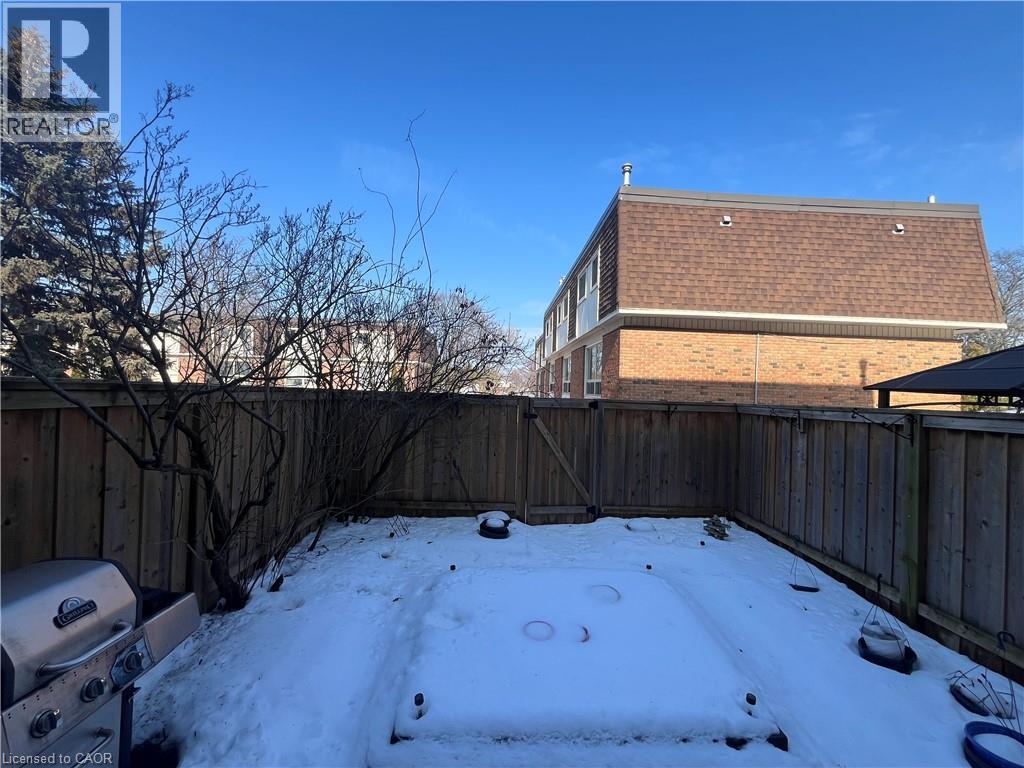 125 Bonaventure Drive Unit# 37, Hamilton, Ontario  L9C 5Y5 - Photo 4 - 40805912